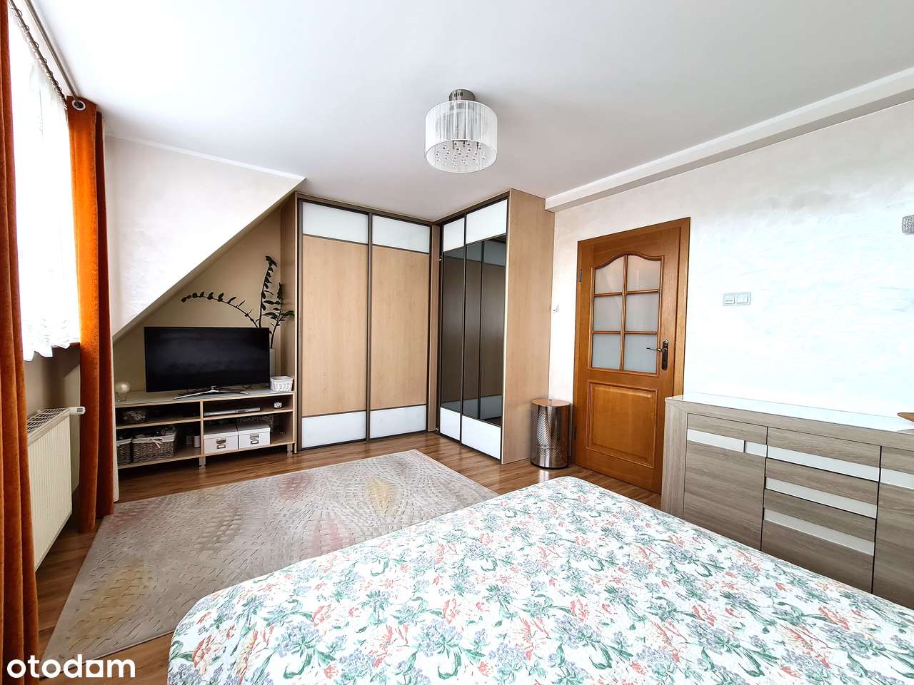 dom w zabudowie szeregowej Świebodzice-9