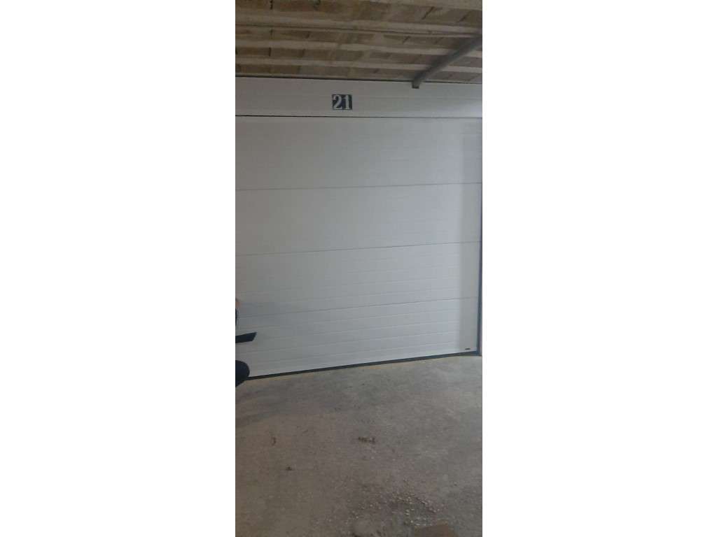 Apartamento T1 em condomínio com Piscina a 2 minutos da praia-25