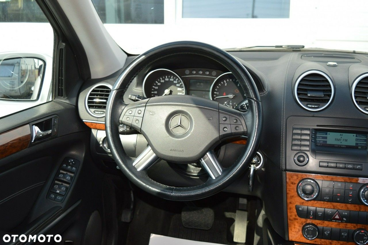 Mercedes-Benz GL - 20
