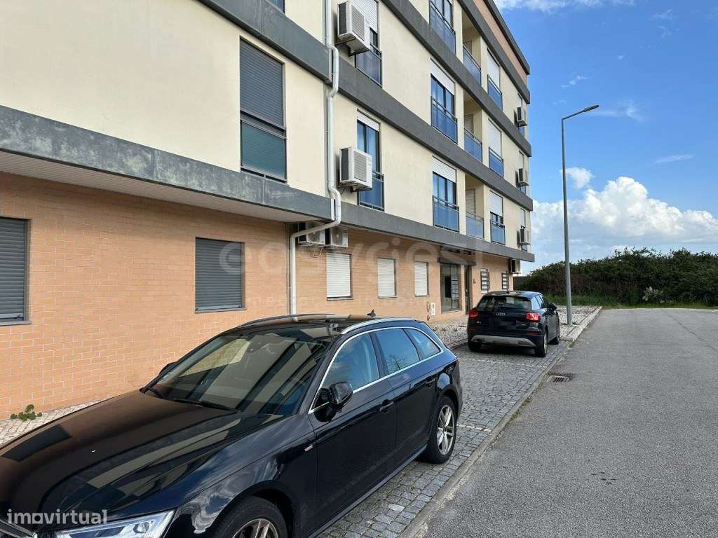 Apartamento T2 com suíte e arrecadação | Excelente estado | Castelo... - Grande imagem: 3/17