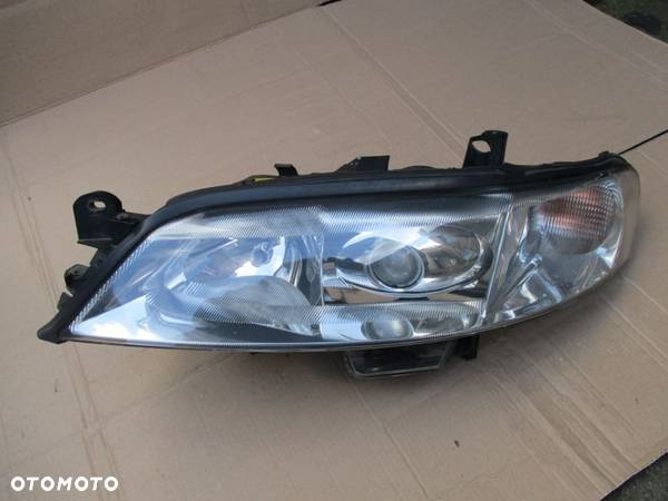 Lampa przód Opel Vectra B FL Xenon Lewa Europa - 1