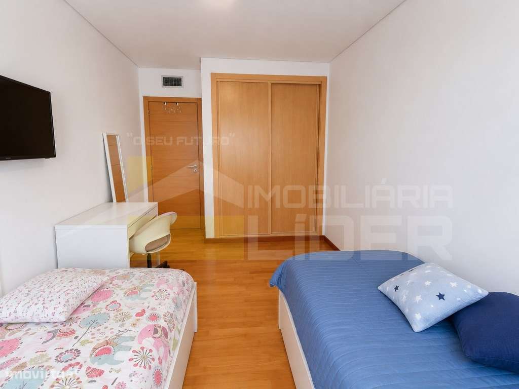 Apartamento T3 com Suíte, em Camarate, Lisboa.-20