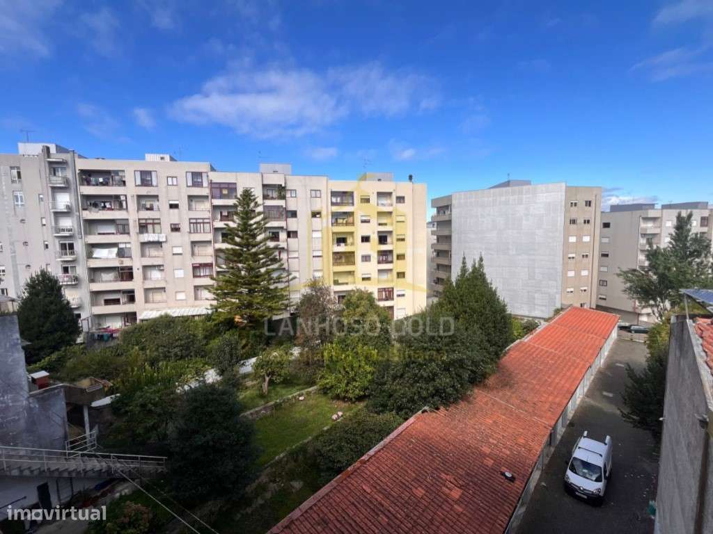 Apartamento T4 em São Vicente, Braga-19