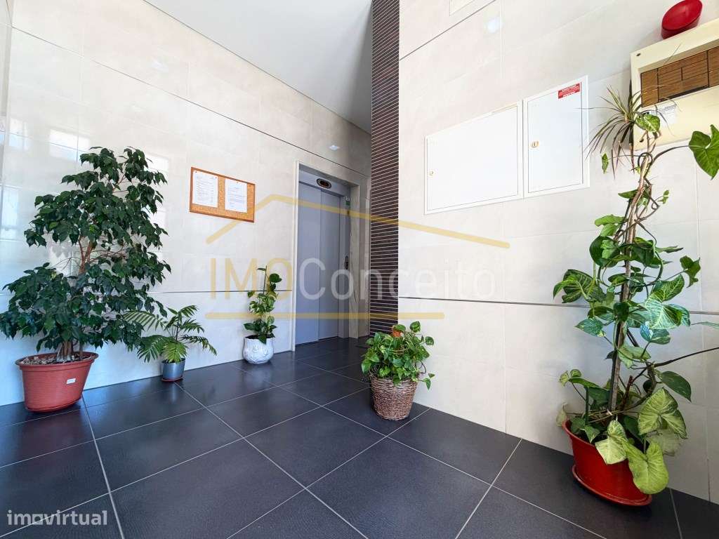 Apartamento T3/ sótão/garagem fechada em Torres Novas-29