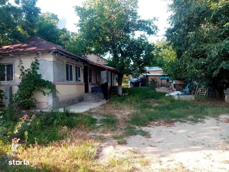 Casa de vanzare ,Oaza de liniste la 45 km în aproperea Bucurestiului. - Imagine principală: 4/8