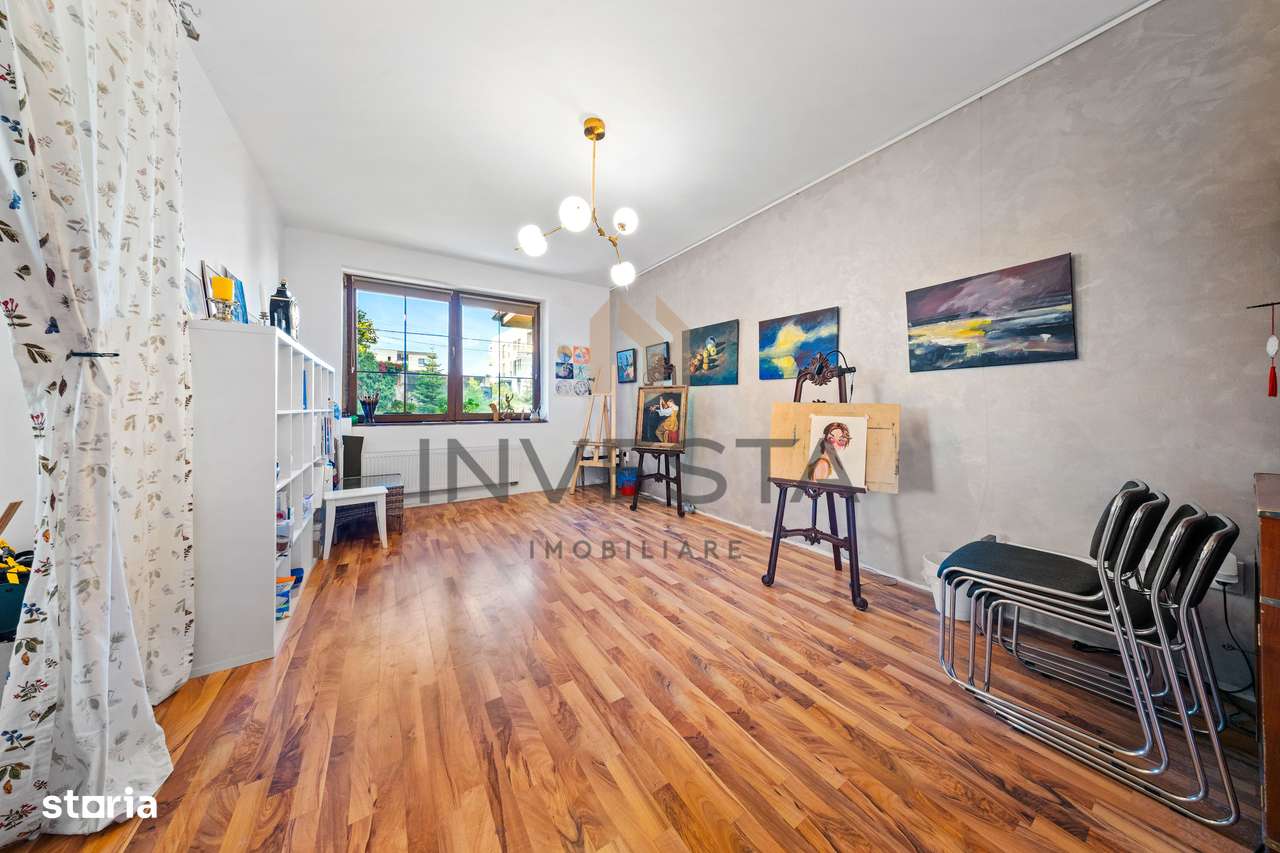 Resedinta impunatoare cu teren generos de 2.012 mp in Buna Ziua! - Imagine principală: 4/12