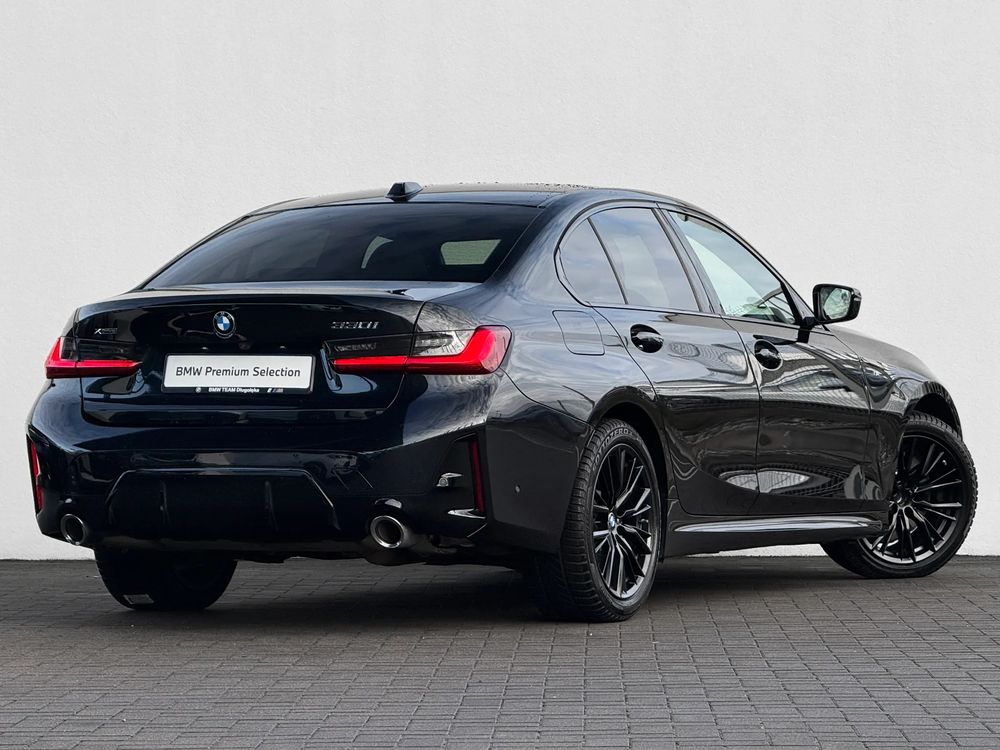 BMW Seria-3 330I XDRIVE M Sport 2.0 Benzyna 258 KM — zdjęcie 2