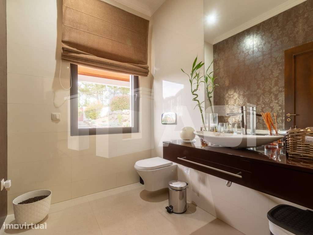 Magnífica Moradia V3+1 com Piscina - Porto de Mós-13