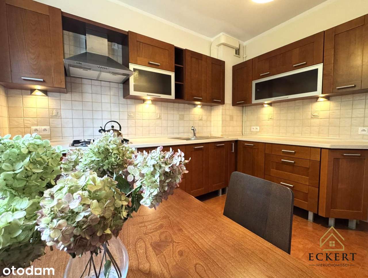 Komfortowe mieszkanie z garażem i piwnicą | JĘDRZYCHÓW-1