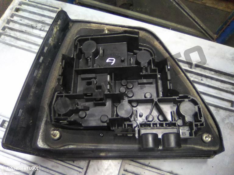 Farolim Trás Painel Direito  Vw Golf Ii (19e) [1984_1992] 1.3 C - 2