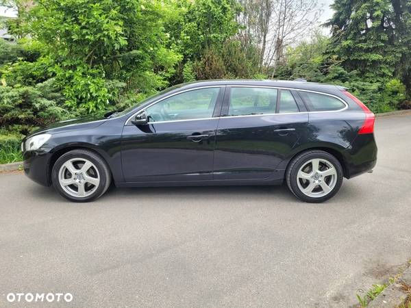 Volvo V60 D3 Momentum - 5