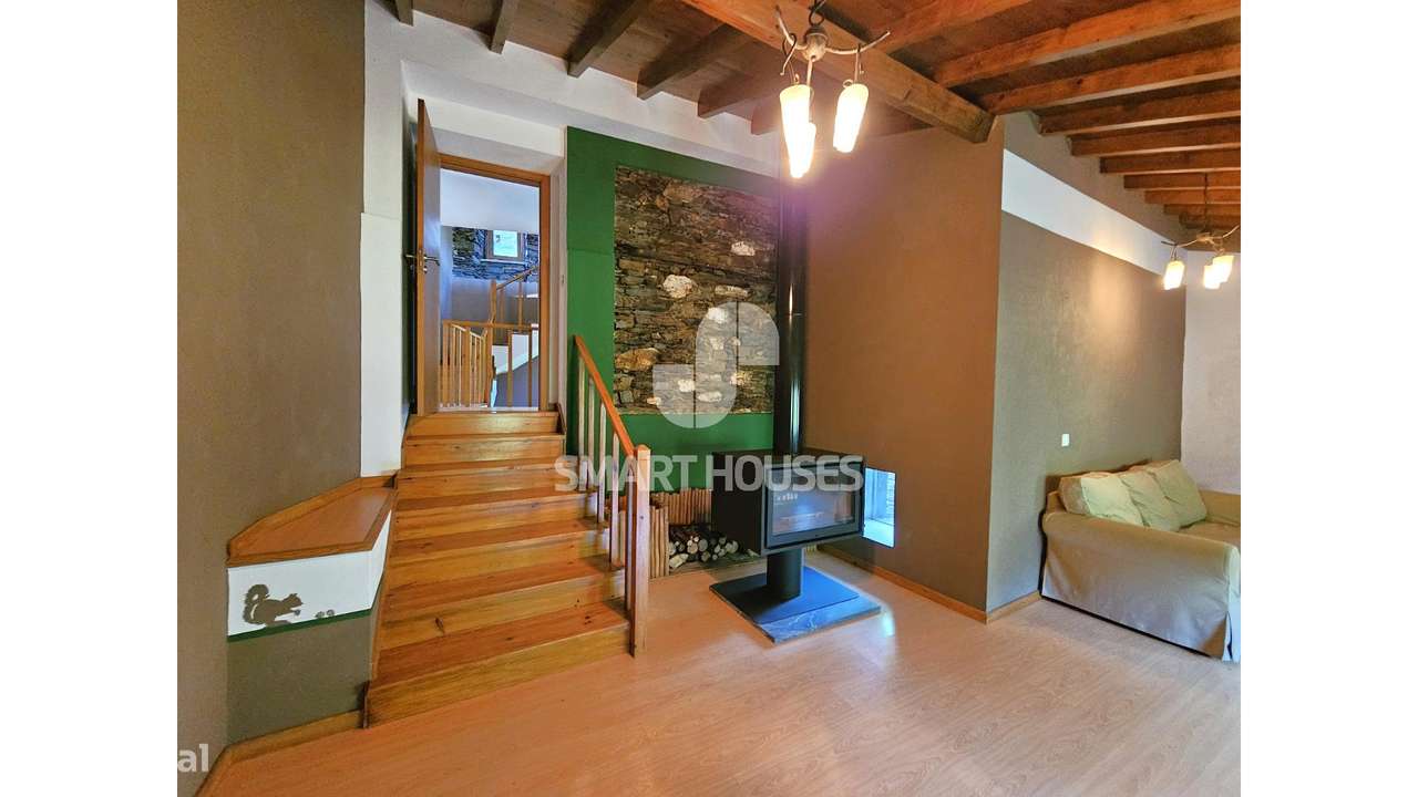 Moradia T3 Caratão c/ terreno junto rio-0