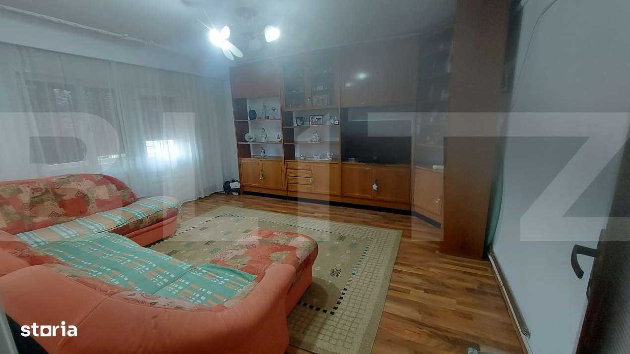 Apartament de vanzare, cu 3 camere, etaj 4, zona Girocului - Imagine principală: 1/16