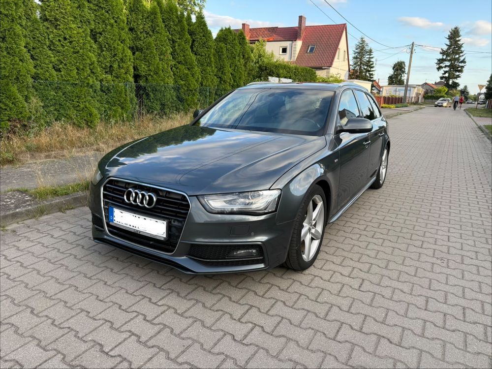 Audi A4 B8 (2007-2015) 2.0 TDI DPF S line Sportpaket 2012