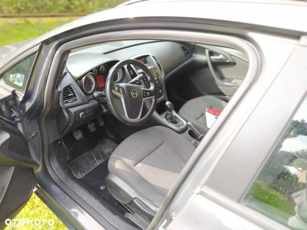 Opel Astra IV 1.6 CDTI Sport - 21