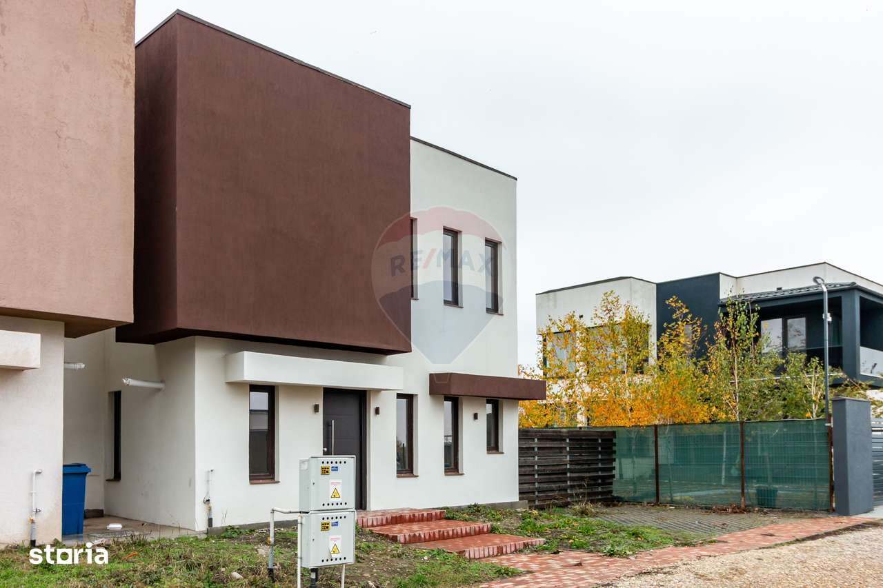 Casă / Vilă cu 5 camere de vânzare Tunari, Dimieni-12