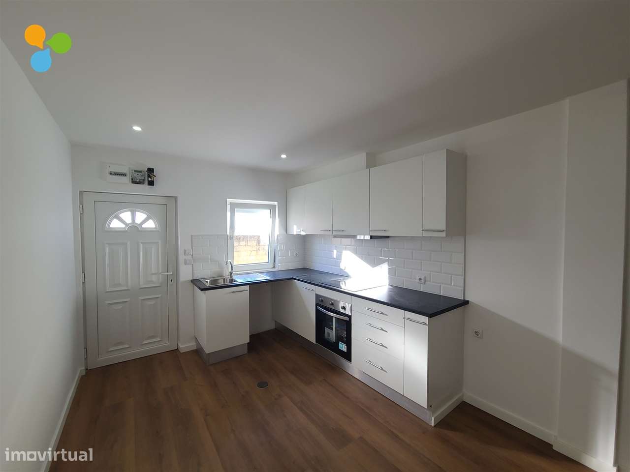 Moradia em Banda T1+1 Venda em Dominguizo,Covilhã - Grande imagem: 2/16