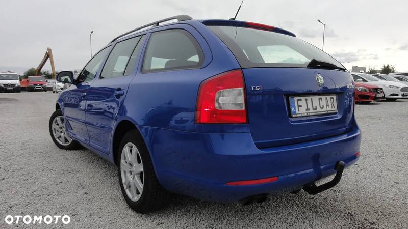 Skoda Octavia Combi 1.8 TSI Ambition - 4