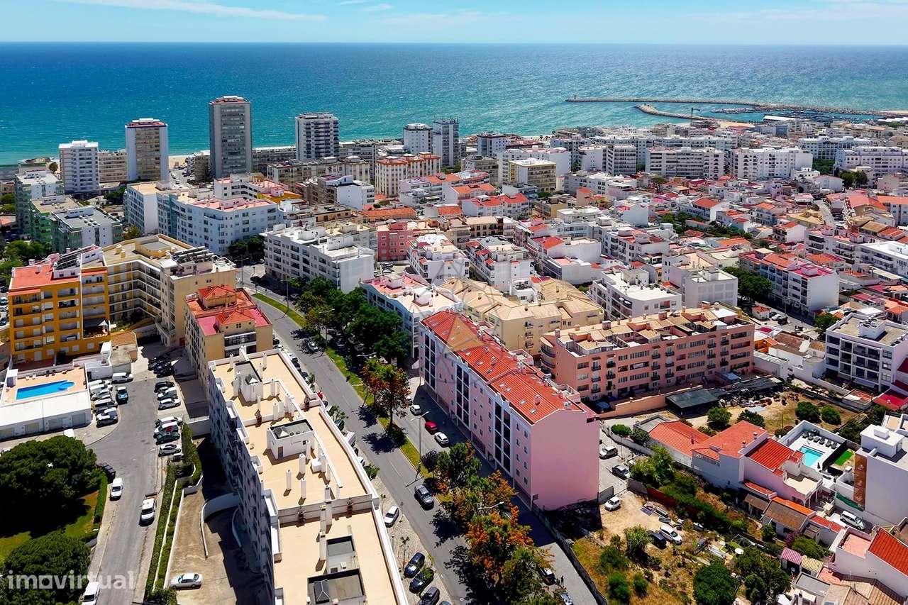 Apartamento T1+3 com Vista Mar do terraço em Quarteira-58