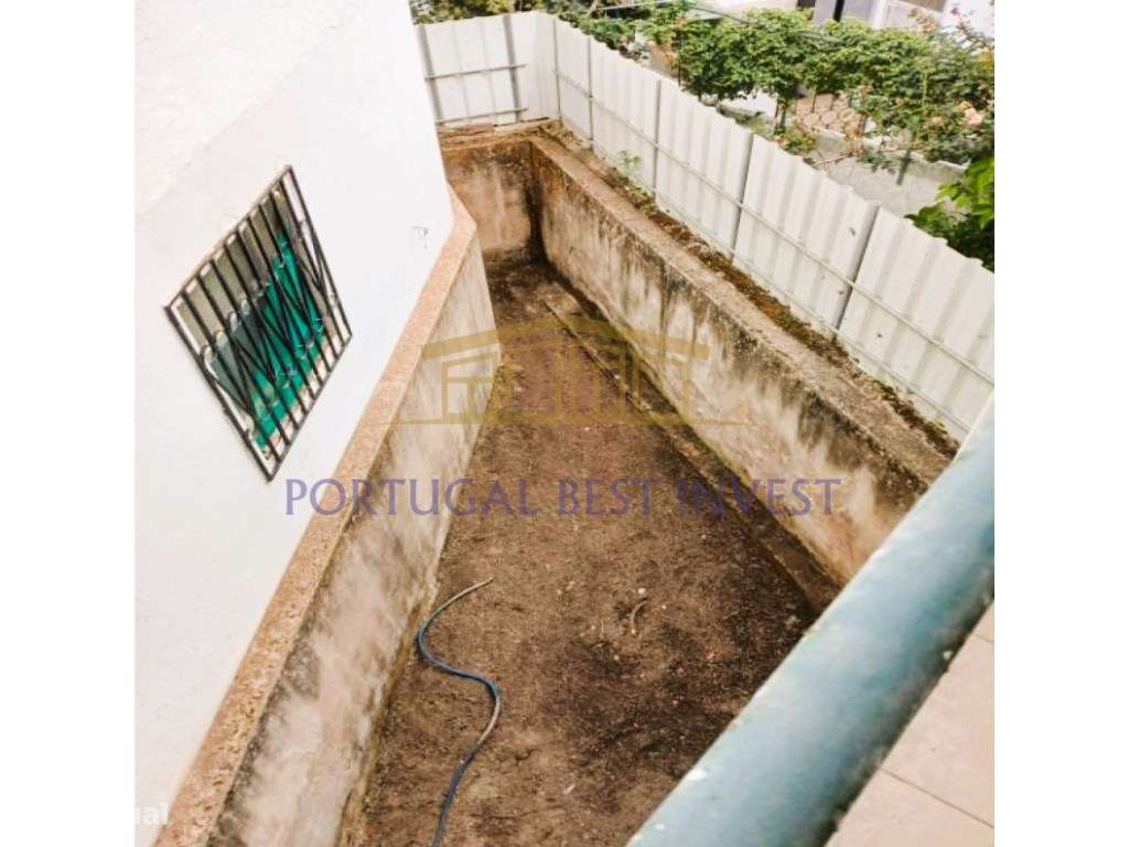 Prédio em Silves com 3 apartamentos para recuperar - Grande imagem: 5/19