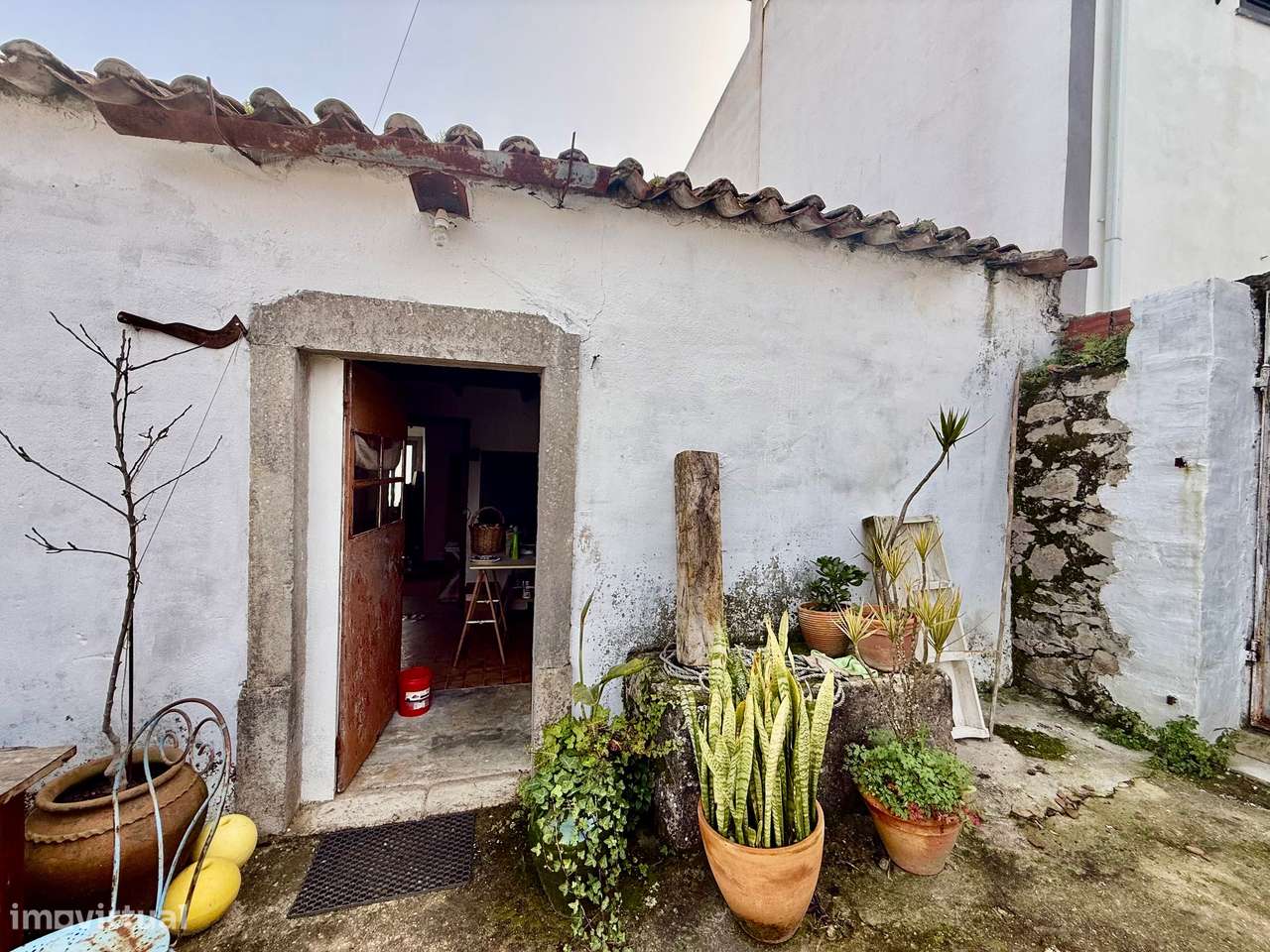 Casa com anexos e quintal - Olho Marinho, Óbidos-3