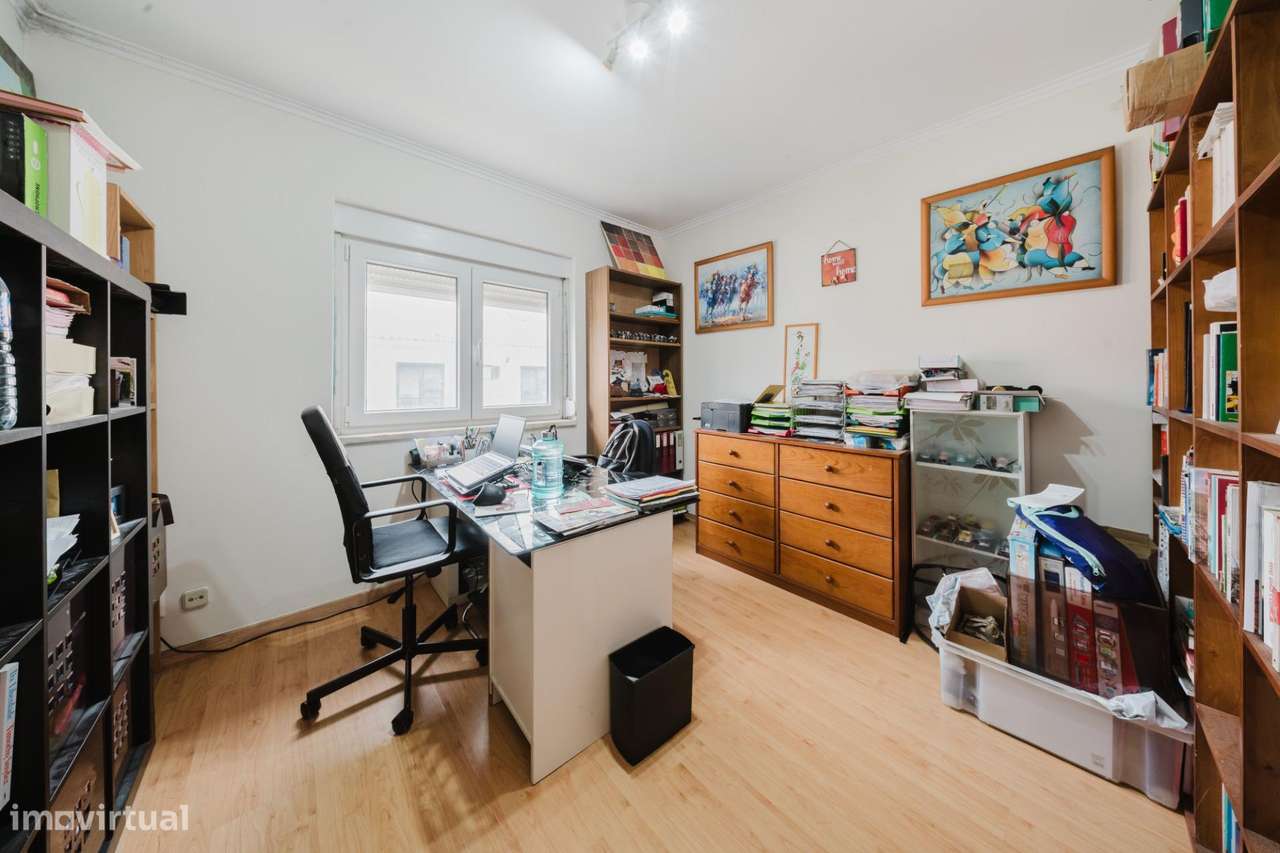 Moradia Independente em Caneças, Odivelas - T3+5-22