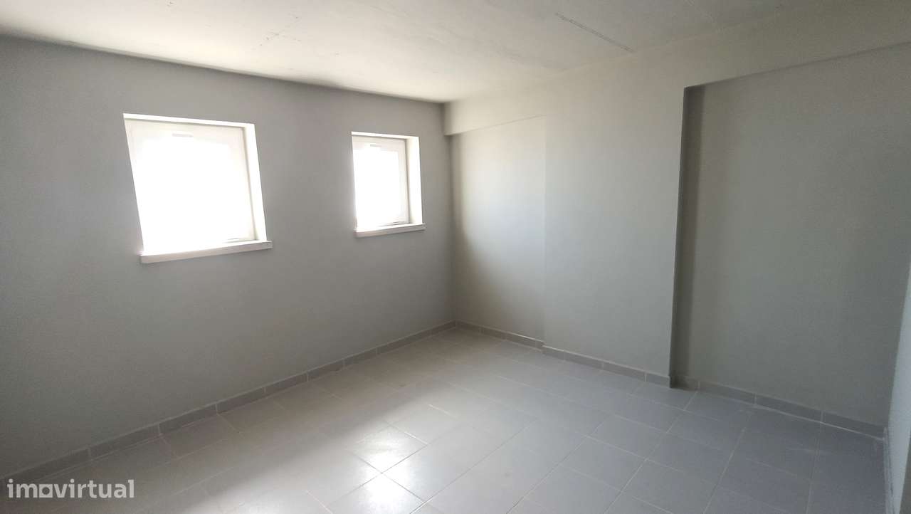 T3 NOVO Montijo com Parqueamento e Arrecadação | 168 M2 | Disponível-31