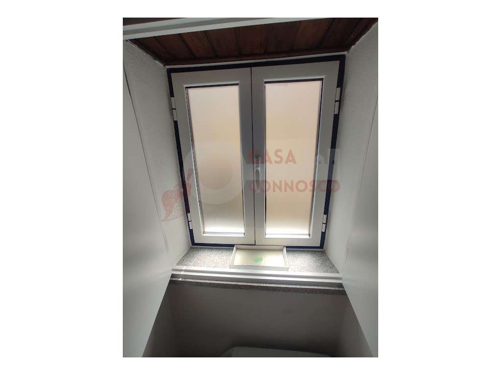 Moradia T3 , zona tranquila.-14