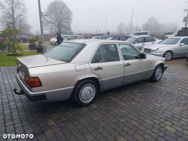 Mercedes-Benz W124 (1984-1993) - 15