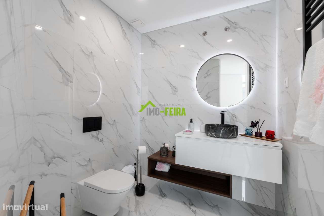 MORADIA LUXO COM PISCINA-14