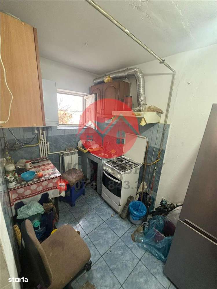 Apartament 2 camere, 35 mp, etaj 3, renovabil, centrala pe gaz, zona N - Imagine principală: 2/5