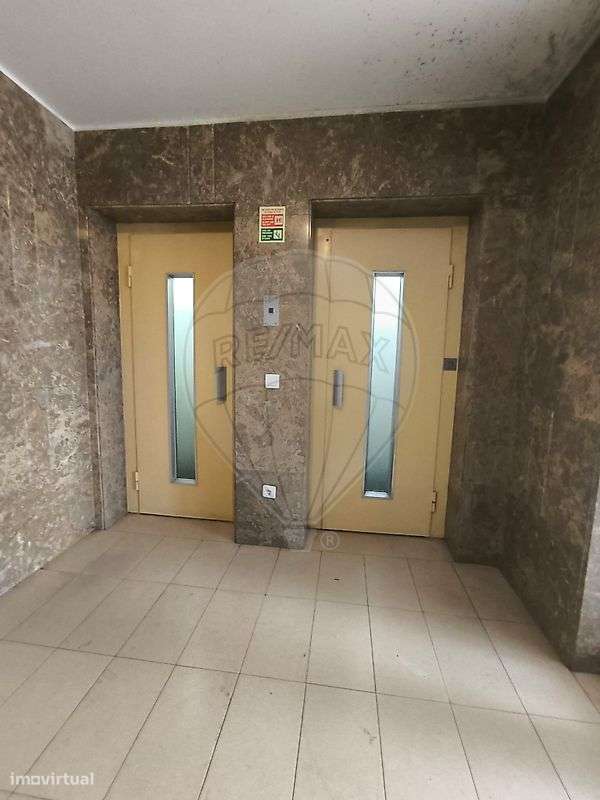 Loja  para arrendamento - Grande imagem: 4/13