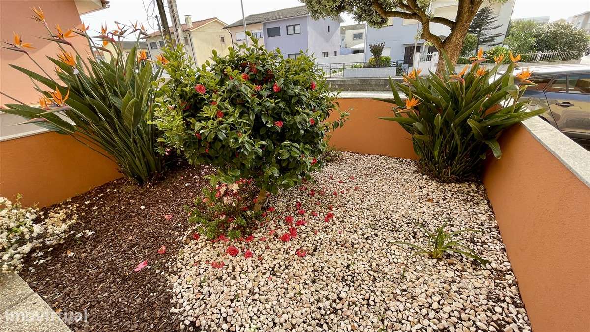 Andar de Moradia T2-Aver-o-Mar-Terraço-garagem fechada-29