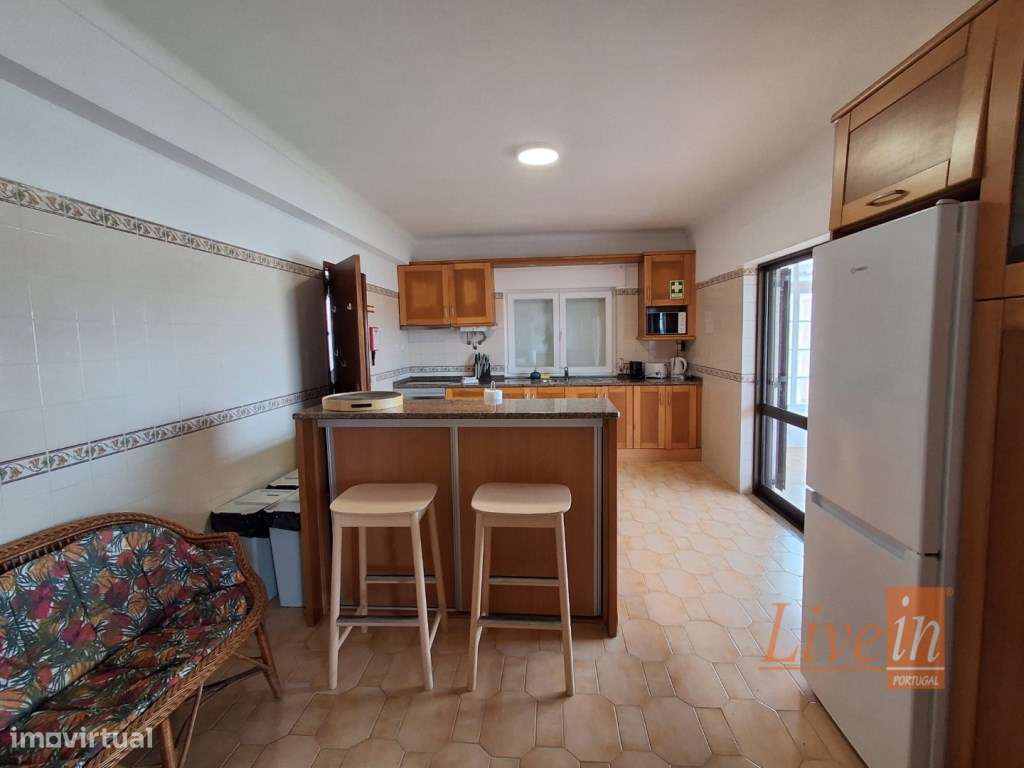 Moradia T5 Segunda Linha de Mar em Santa Cruz - Grande imagem: 5/54