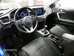 Kia Ceed - 10