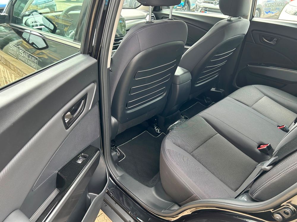 KG Mobility Tivoli - foto 12