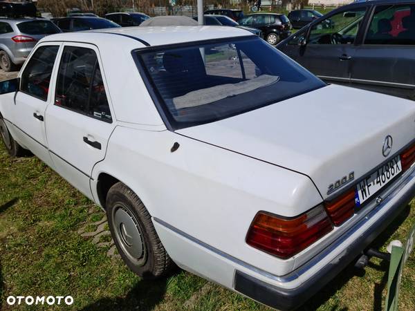 Mercedes-Benz W124 (1984-1993) - 4