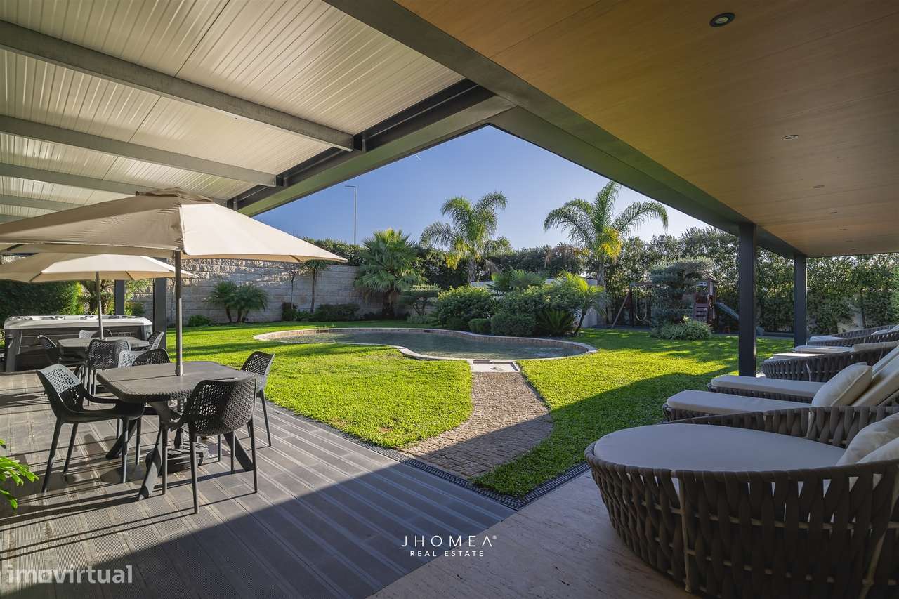 Moradia T5 de Luxo, Aveiro-4