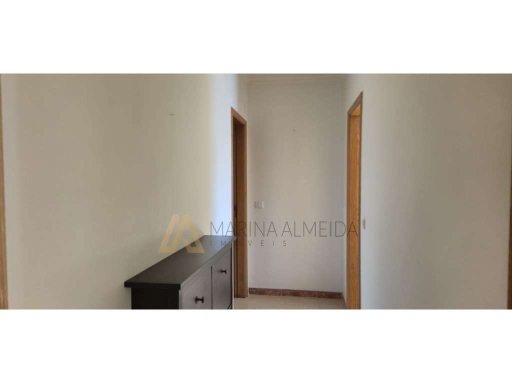 Apartamento t2 1º andar muito luminoso, com varanda despensa e arre...-8