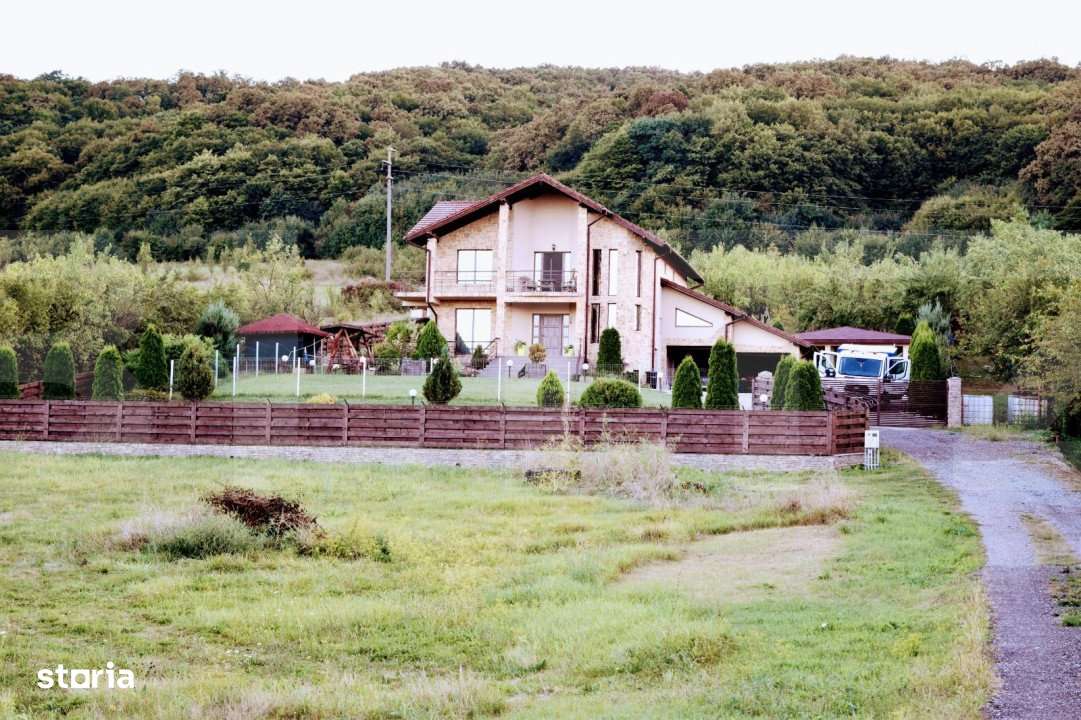 Vila la cheie, teren 6700 mp, sat Nima - Imagine principală: 3/19