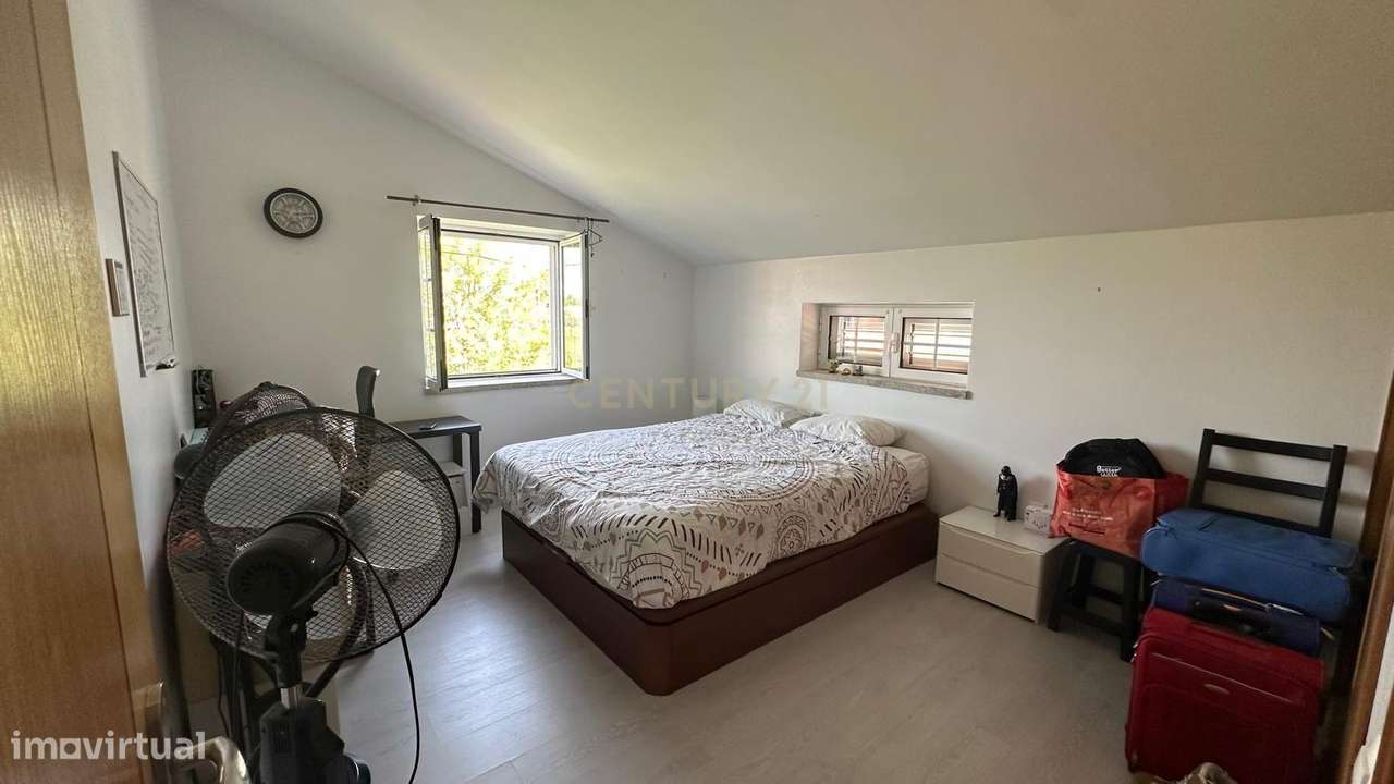 Moradia T4 com terreno em Oledo, Idanha-a-Nova-13