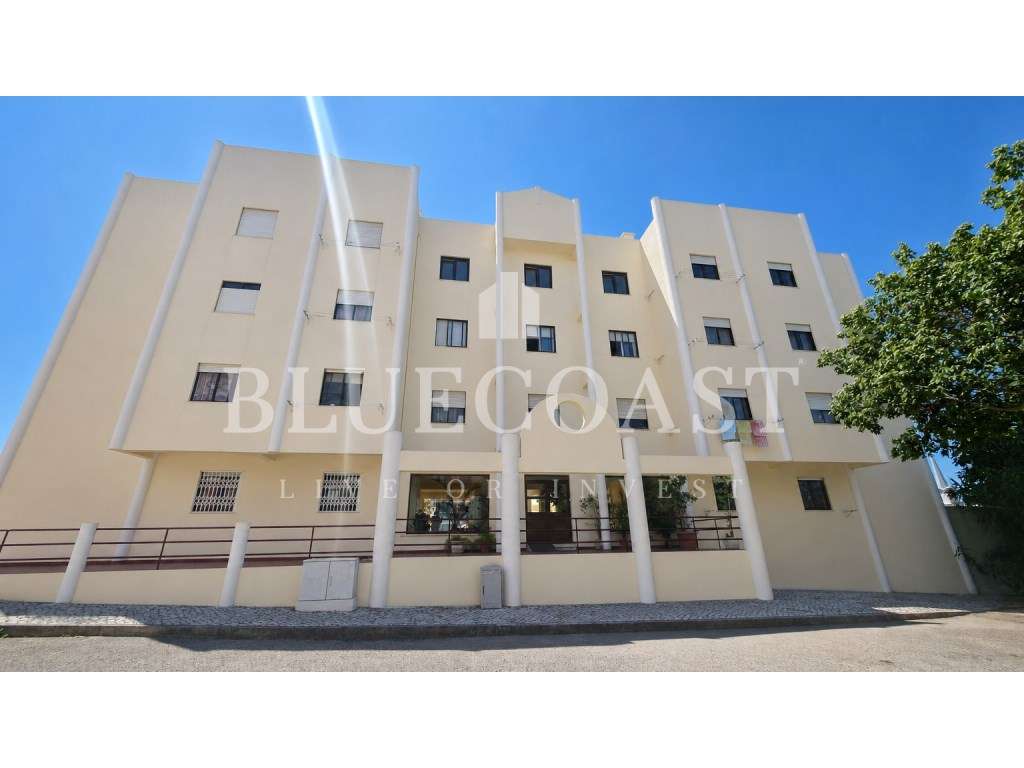 Oportunidade! Apartamento T2 com excelente luz natural-20