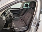 Volkswagen Passat 2.0 TDI DSG Comfortline - 11