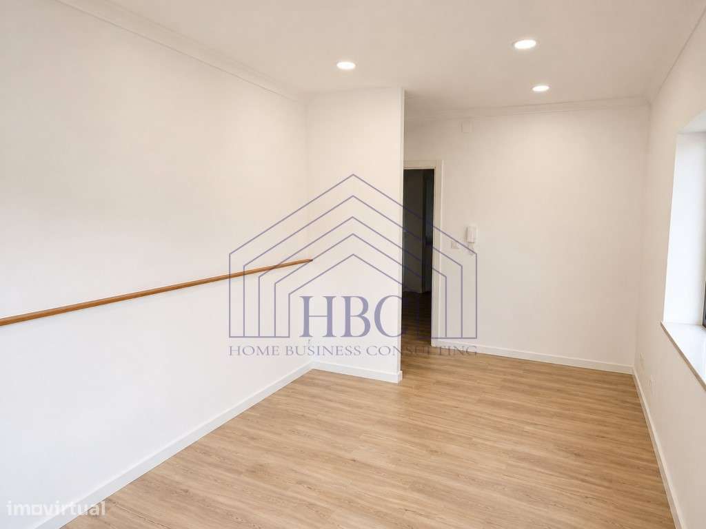 Moradia T2 Duplex Totalmente Remodelada em Vale Côvo Bombarral-6