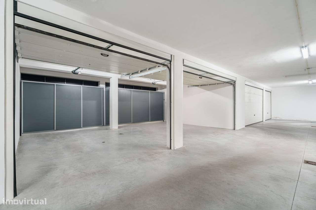 Elegante apartamento T3 em condomínio fechado na encosta do Bom Jesus-45