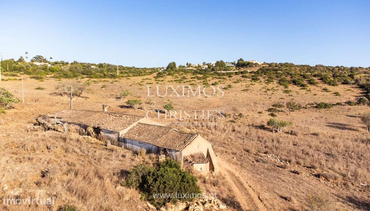 Terreno com ruina para venda em Lagos, Algarve - Grande imagem: 2/18