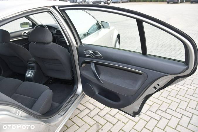 Skoda Superb - 19