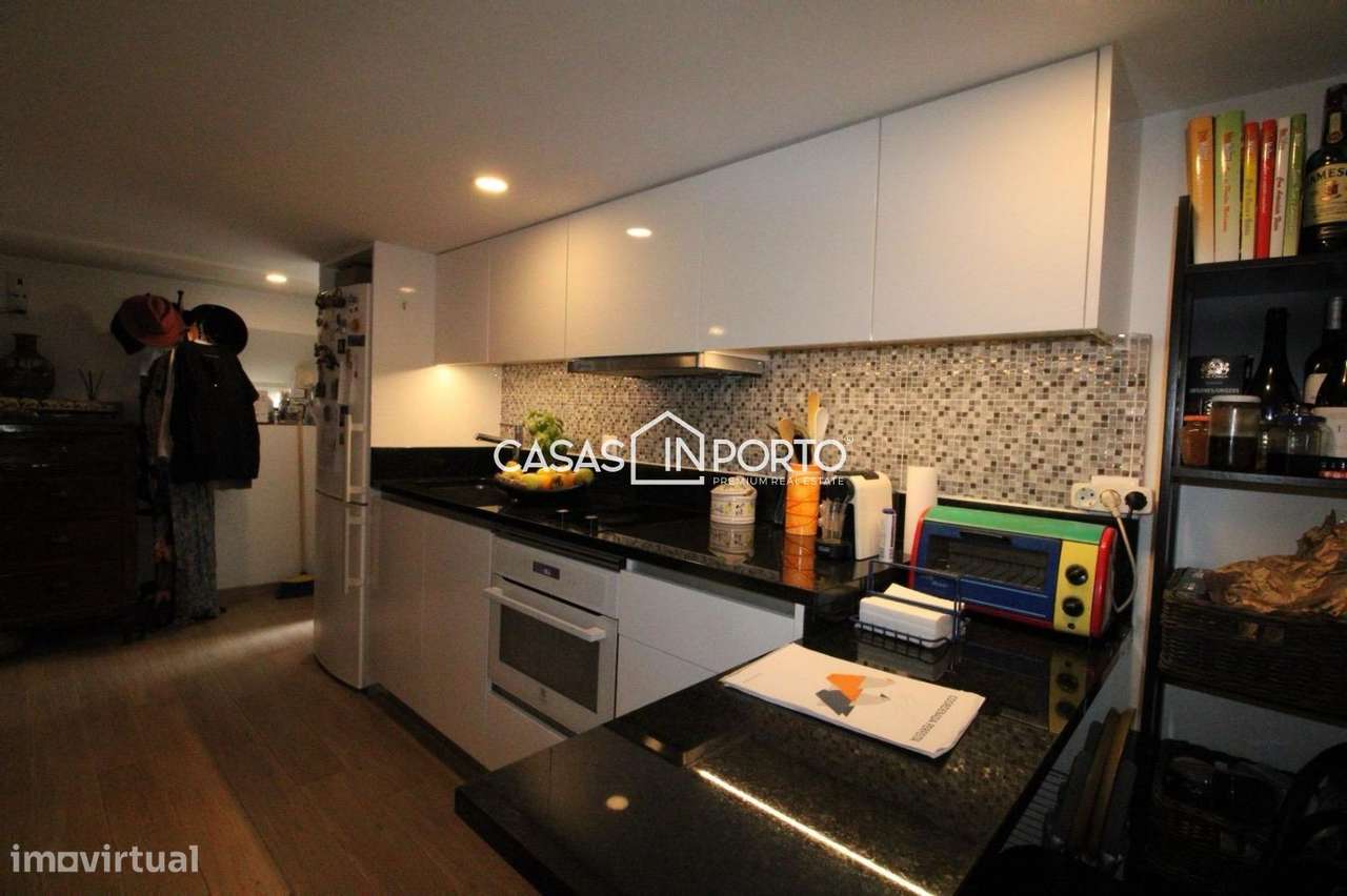 Moradia T4 de Traça Antiga Renovado com Licença AL-29