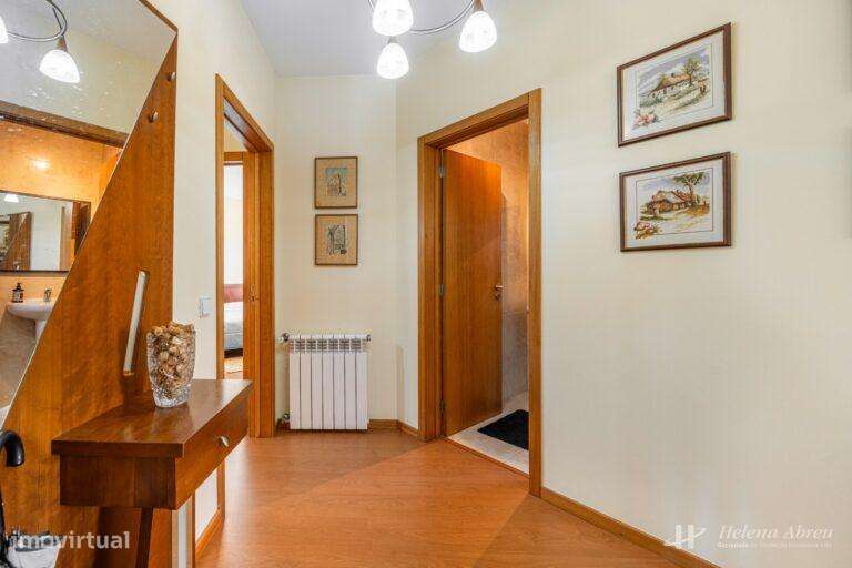 Apartamento T4 Recuado Centro de Felgueiras-8