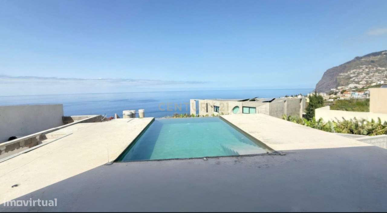 Luxuosa Moradia Nova em São Martinho, Funchal-7